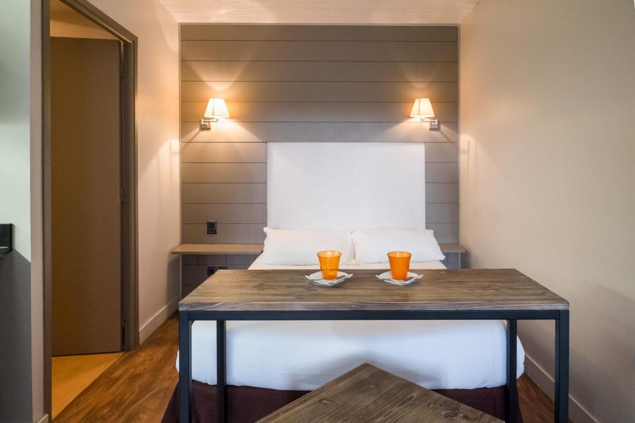 Vieille Bourse - Studio Close To Stations And Old City - Welkeys Lille Exteriör bild